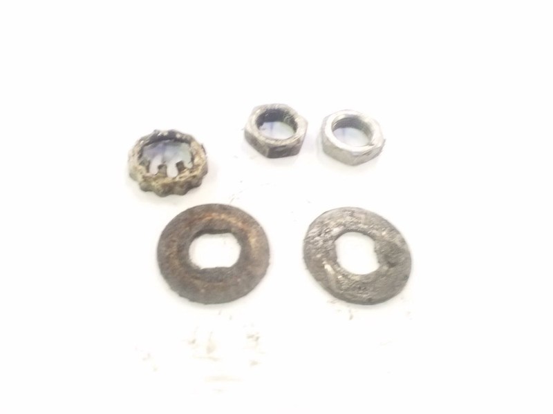 2WD Front Hub Bearing Nuts Washers | Fits 1999-2002 Ford F250 F350