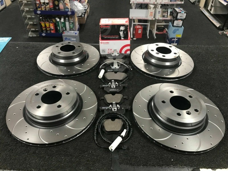 FOR BMW 335i 3.0 M SPORT E93 FRONT REAR BREMBO DRILLED BRAKE DISCS PADS SENSOR