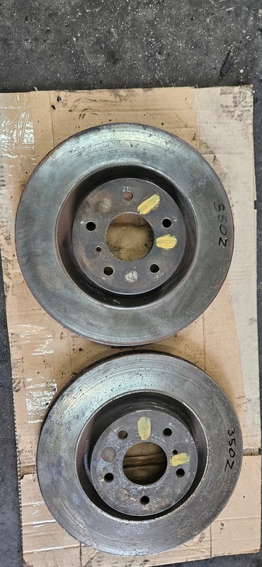 NISSAN Z33 350Z 2006 3.5 PETROL PAIR OF FRONT BRAKE DISCS 320mm gallery