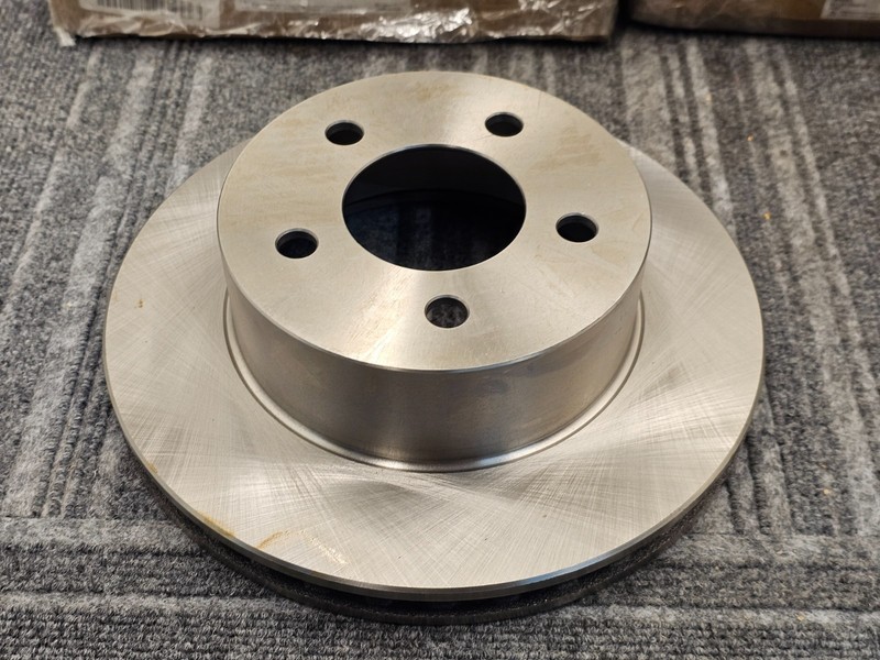 (QTY 2) Surestop STPL27110063 Front Brake Disc Vented For 1991-1994 Lincoln Town gallery
