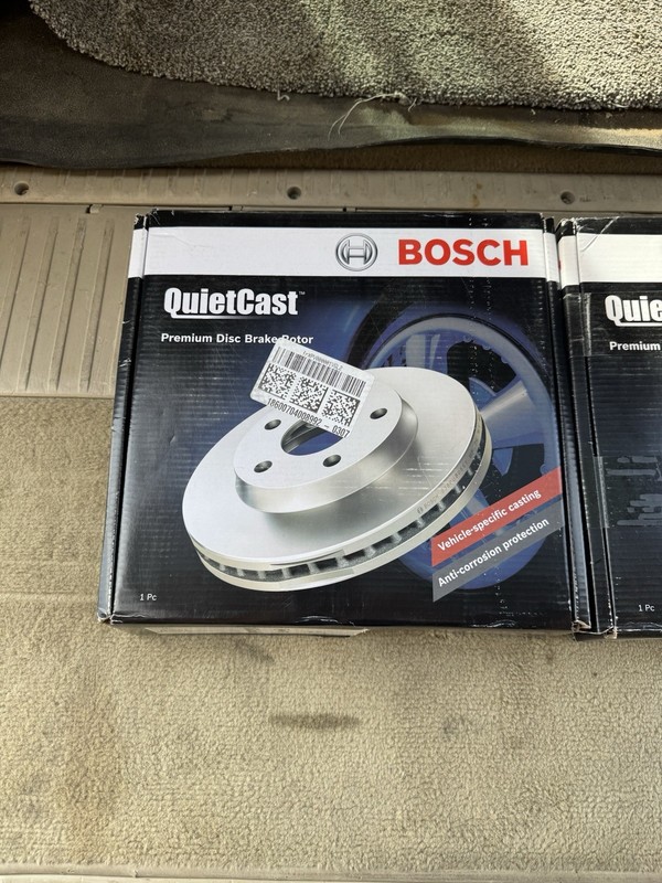 Bosch QuietCast Pair Set of Front Disc Brake 356mm Rotors for Audi A6 A7 Quattro gallery