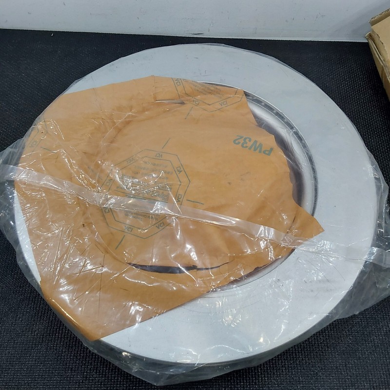 Nikola Motors 6 Hole Disc Brake Rear Rotor 13" Outside Diameter gallery