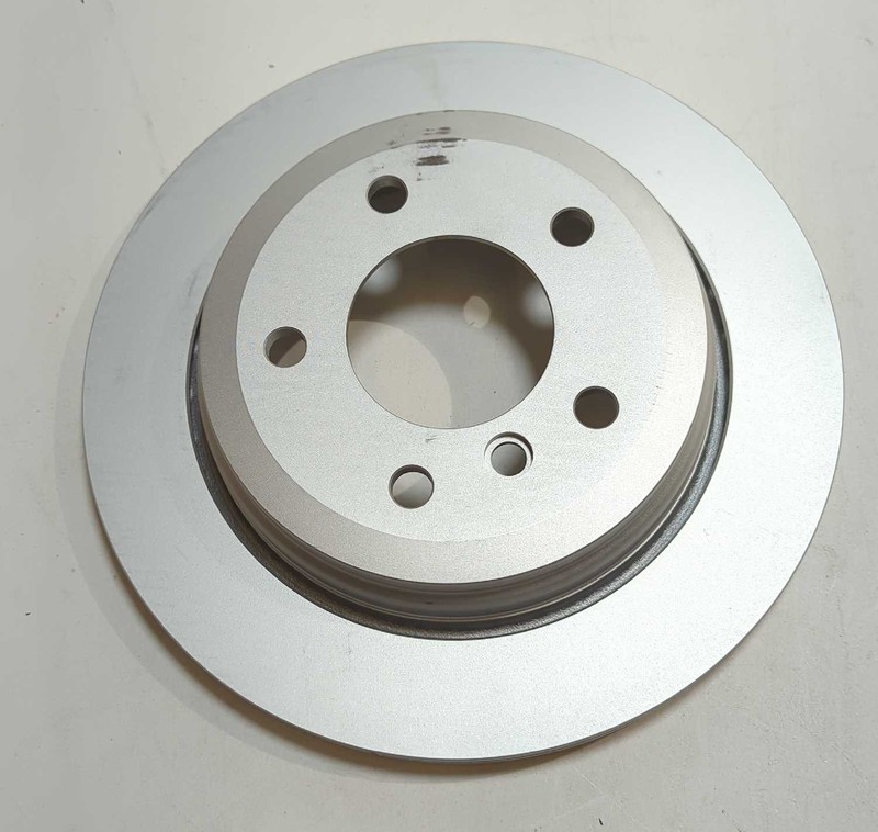 New OEM genuine BMW Rear Brake Rotors 2001-2005 325xi 34216864044 34216855159 gallery