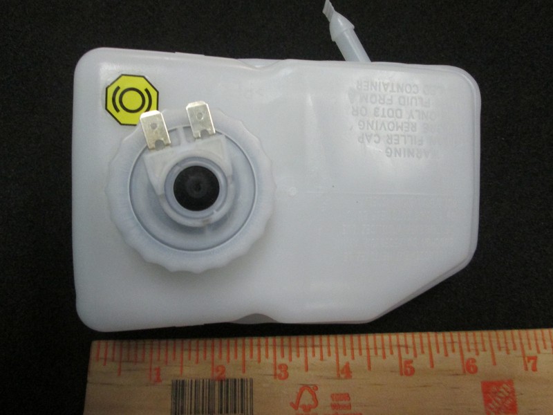 PORSCHE 944 944 TURBO 951 S2 968 BRAKE FLUID RESERVOIR NEW GENUINE PORSCHE