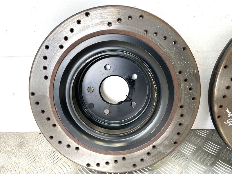 Nissan 370z V6 Nismo Z34 2016 3.7 Rear Brake Discs 43206JL00A gallery
