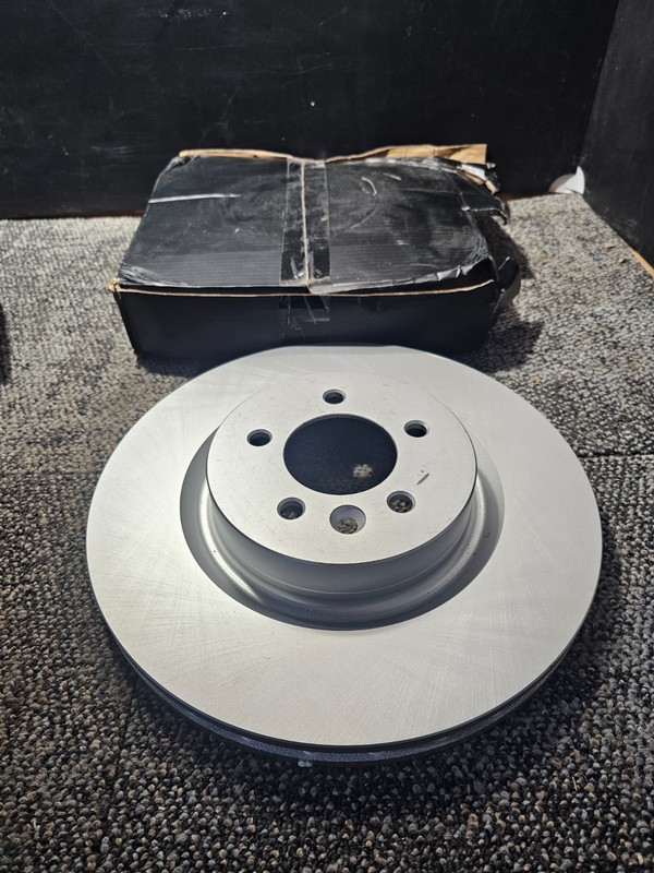 (QTY 2) Dynamic Friction 900-11011 Disc Brake Rotor For Select 06-17 Land Rover gallery