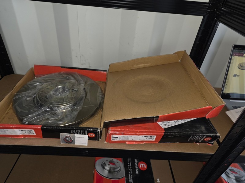 Eurorepar Jaguar S-Type XF XJ XK XK8 XKR 97 – 15 Front Brake Discs 1642759480