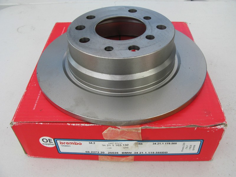 BREMBO 25028 Disc Brake Rotor 34211163132 For BMW 1972-1981
