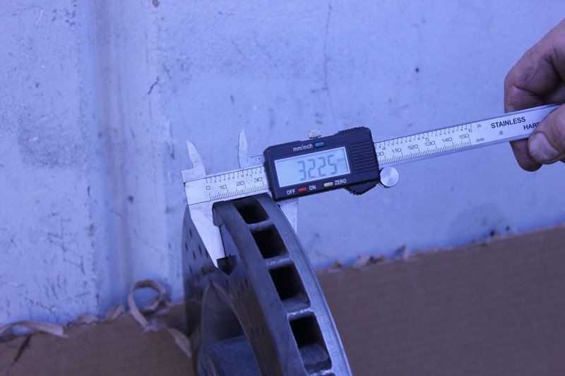FRONT ROTOR DRILLED 32MM (RF1) gallery
