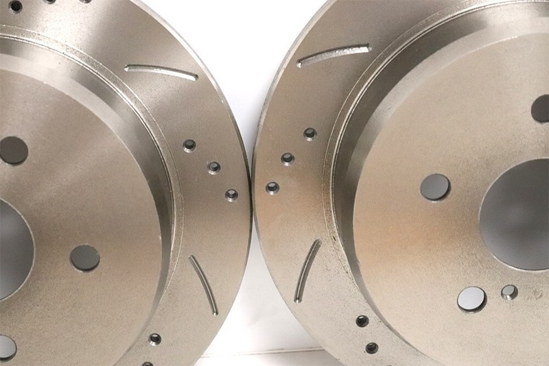 Renault Scenic 1.5 DCI 09- Drilled and Grooved Rear Brake Discs gallery