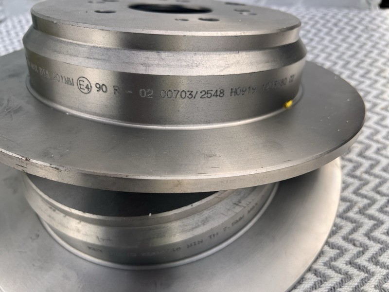 Rear Brake Disc 2 Pieces 201mm Diameter Solid 7.5mm Thick Eicher Premium 1203580 gallery
