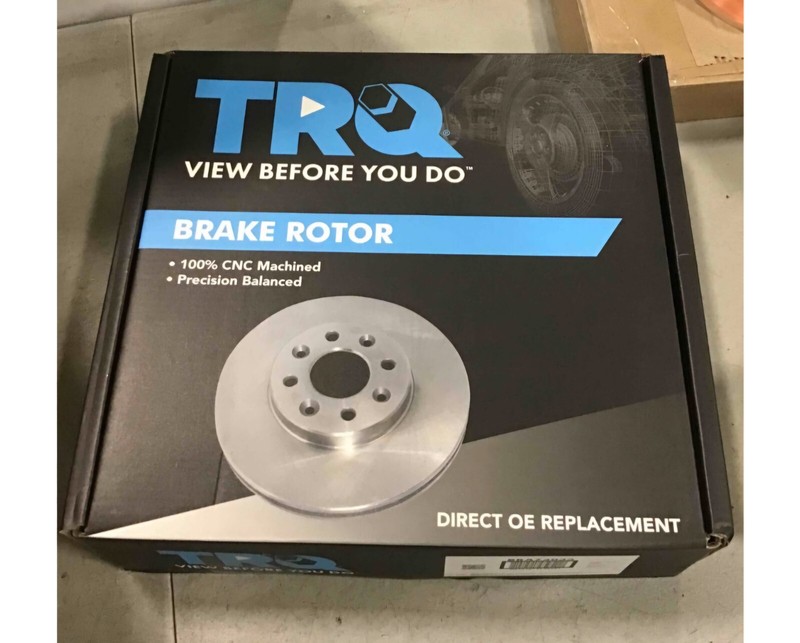 TRQ Front Performance Brakes Rotor Distilled Slotted Pair Set For 95 Through '99 gallery