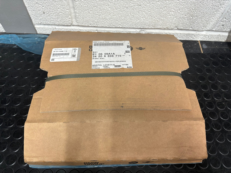 New Original BMW Brake Discs Rear F2x F3x 345 x 24mm Part 34206898719 gallery