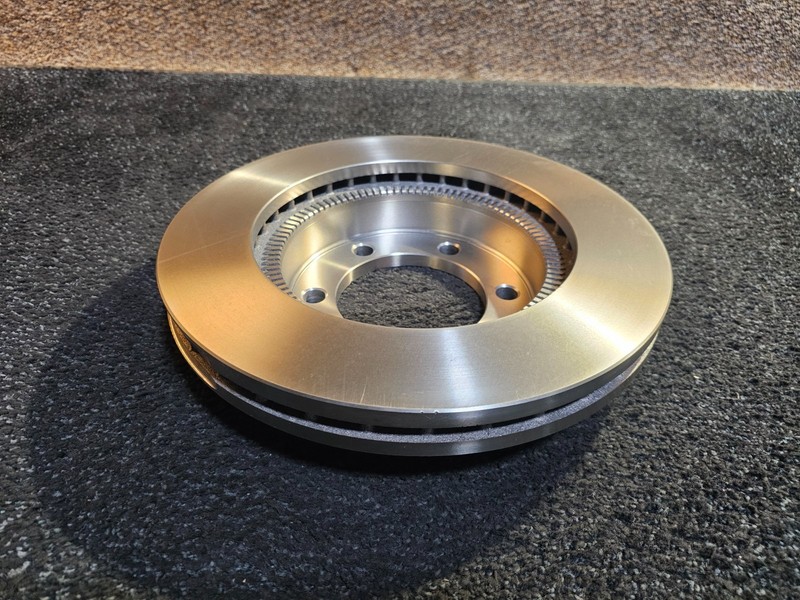 Premium Front Brake Rotor 600-94016 For Freightliner MT45 2016-2023 gallery