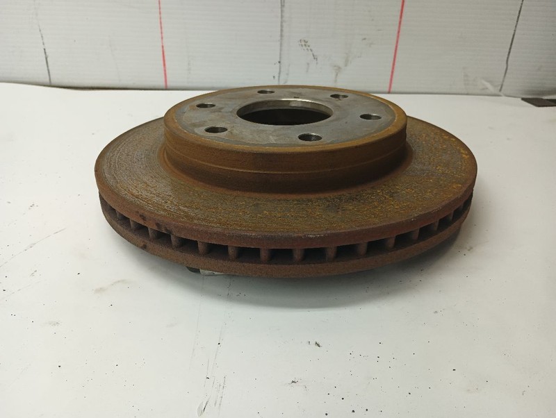 Front Rotor from 2002 Chevrolet Silverado 1500 12701704 gallery