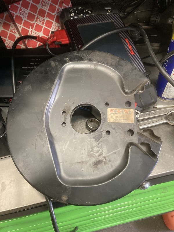 2 Genuine Brake backplate Disc Dust Shield VW BEETLE 66-03 66-79 113405595