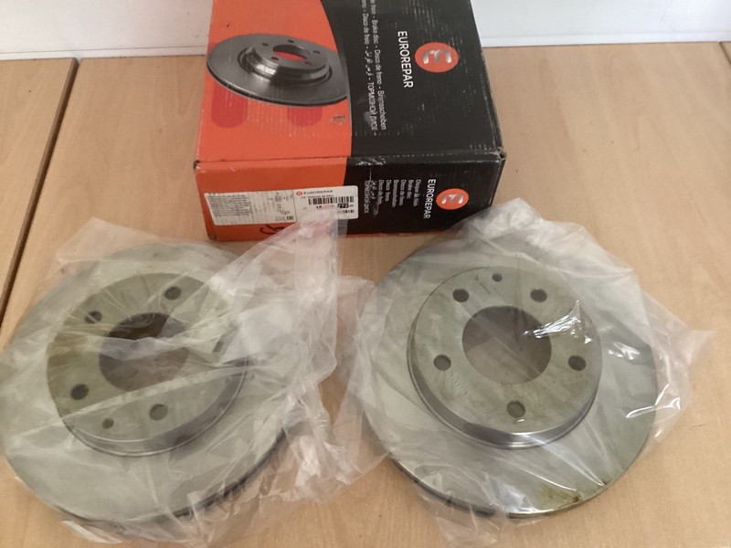2x EUROREPAR BRAKE DISCS VENTED FRONT fits MAZDA PREMACY 626 MX6 258mm