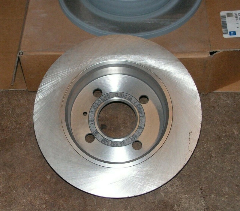 Vauxhall Astra G H Meriva Zafira Rear Solid Brake Discs 9196587 gallery