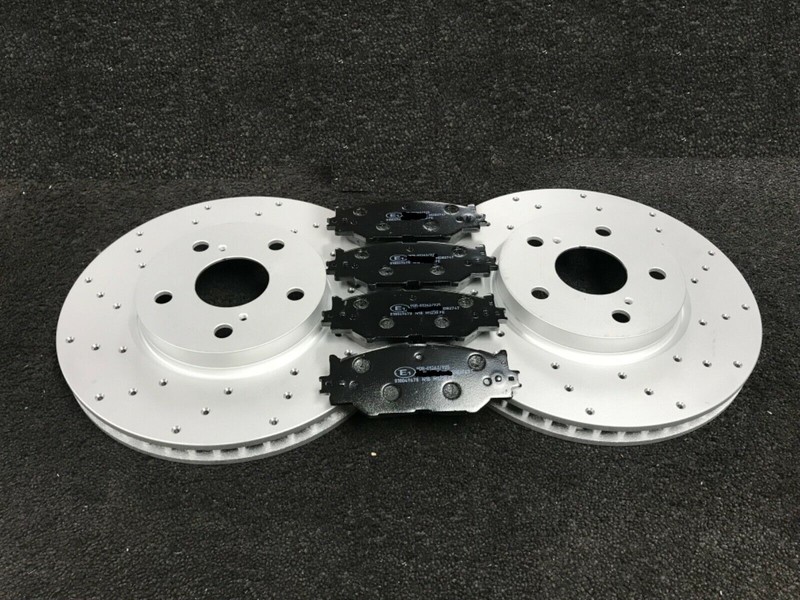 FOR BMW E60 E61 535d FRONT DRILLED BRAKE DISCS & MINTEX PADS + SENSORS