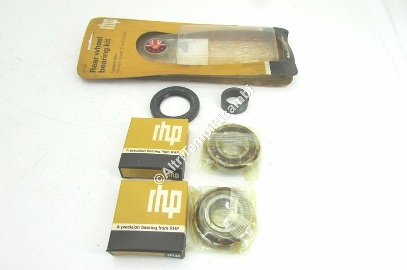 Set wheel bearing rear with oil seal and spacer Leyland mini ILJT22.2