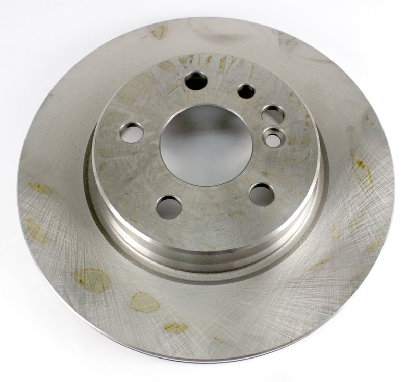 Carquest Rear Brake Rotor Fits 1994-2005 Mercedes-Benz S500 Part Number YH141813